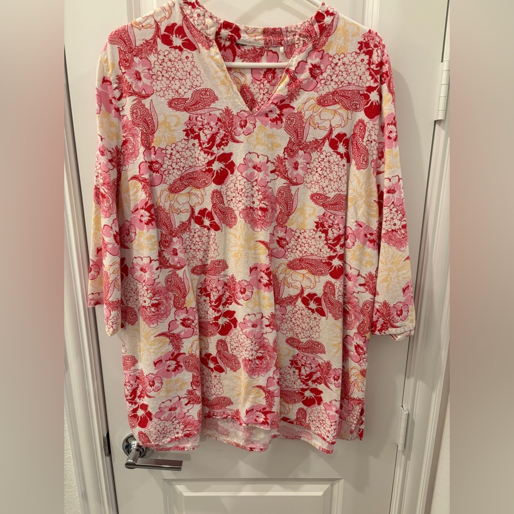 Pink Relaxed Floral Tunic with 3/4 Sleeves